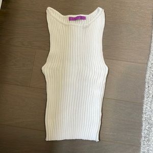 Stretchy white cropped tank